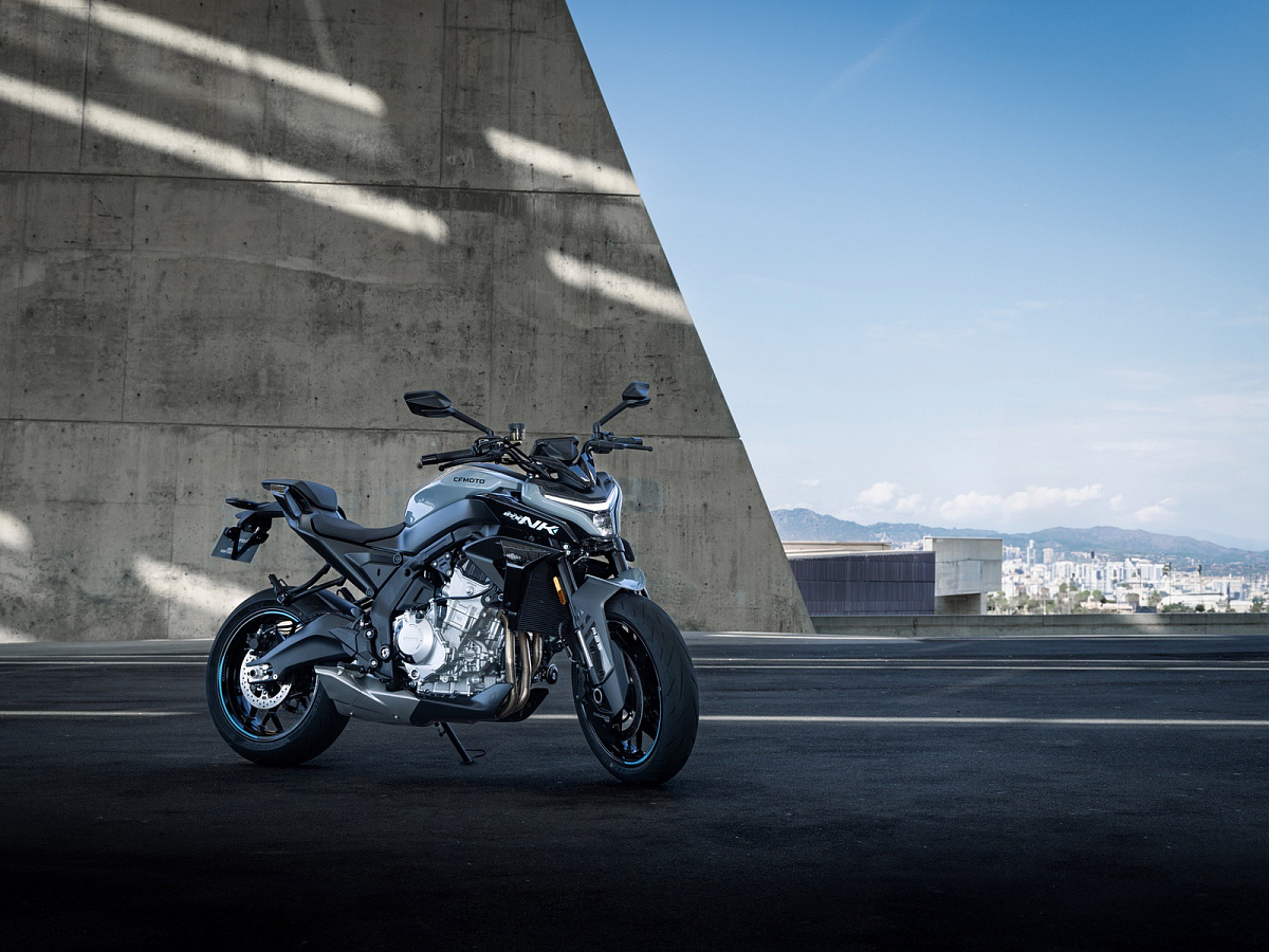 CFMOTO 675NK (ABS)