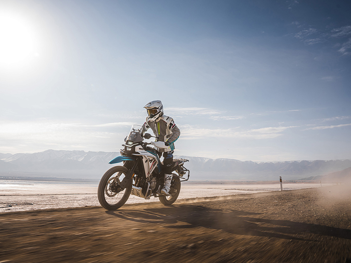 CFMOTO 450MT Touring (ABS)