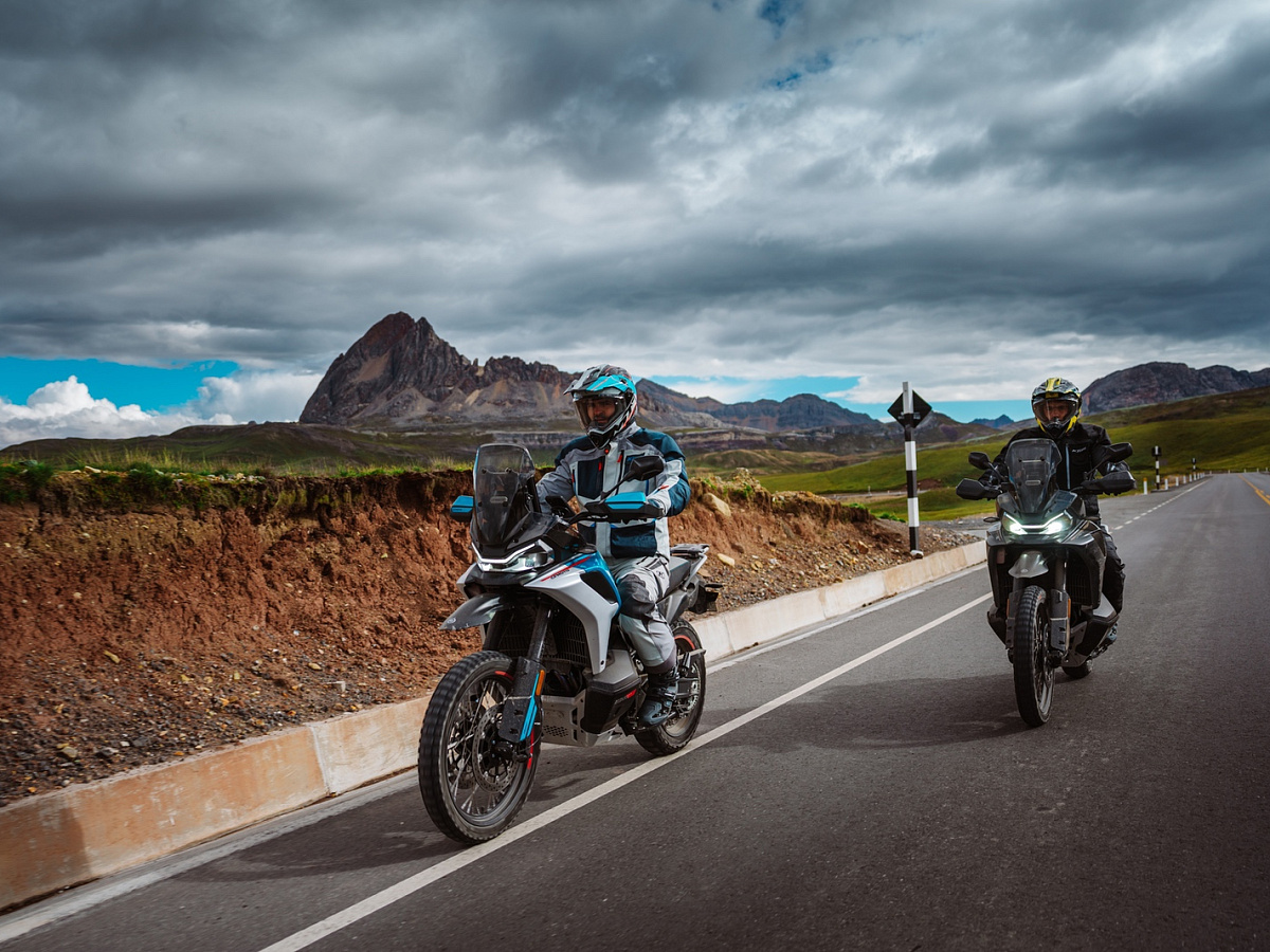 CFMOTO 800MT-X Sport (ABS)