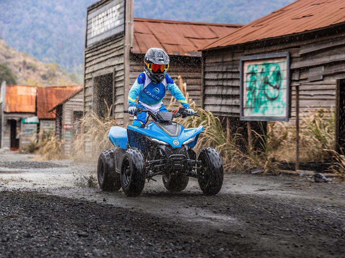CFORCE 110 EFI