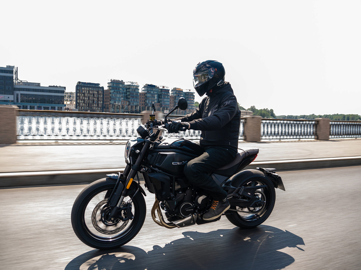CFMOTO 700 CL-X Heritage (ABS)