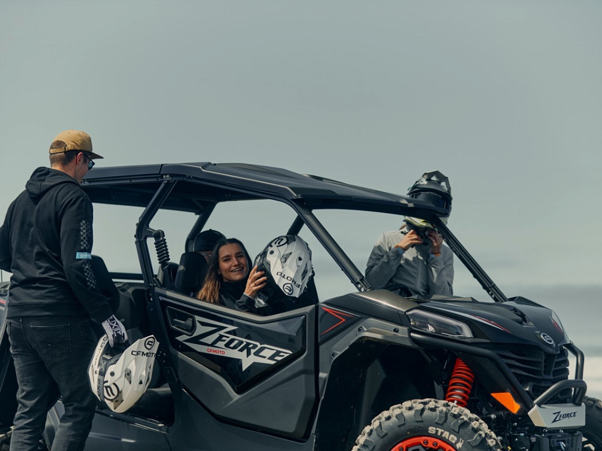ZFORCE 950 Sport-4 EPS