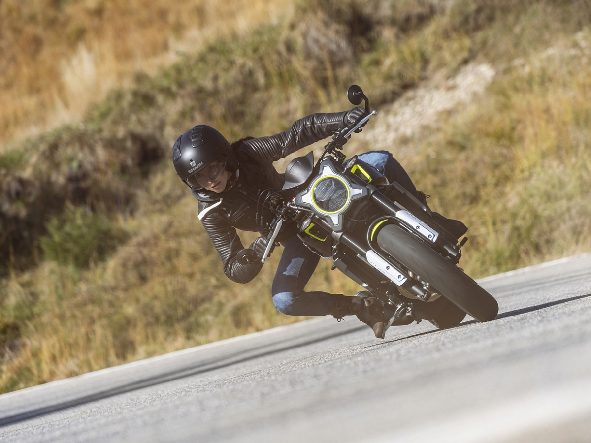 CFMOTO 700CL-X Sport (ABS)