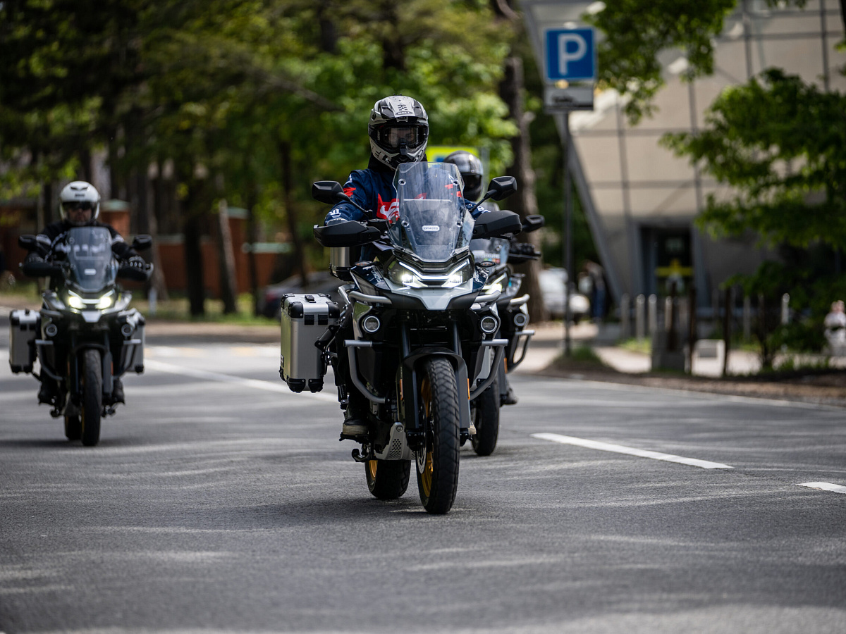CFMOTO 800MT Explore (ABS)