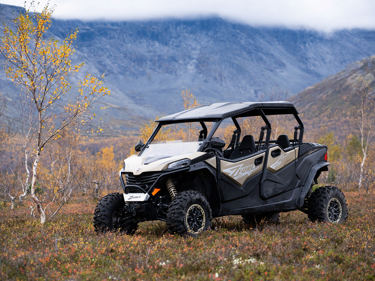ZFORCE 950 Sport-4 EPS