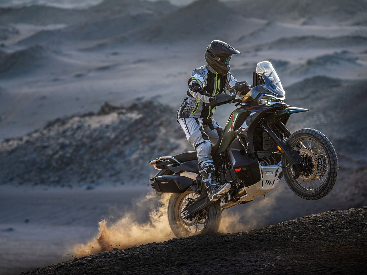 CFMOTO 1000MT-X Sport