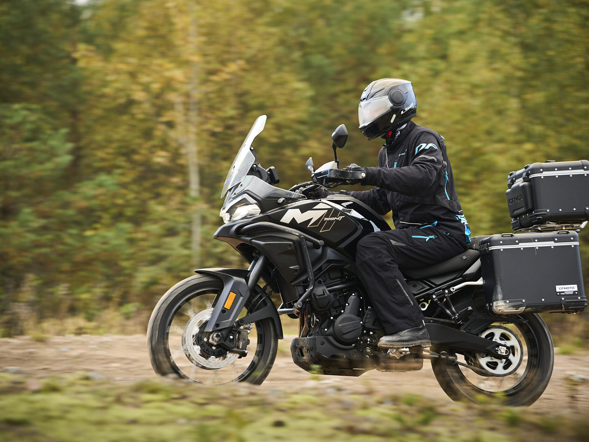CFMOTO 700MT Advanced (ABS)