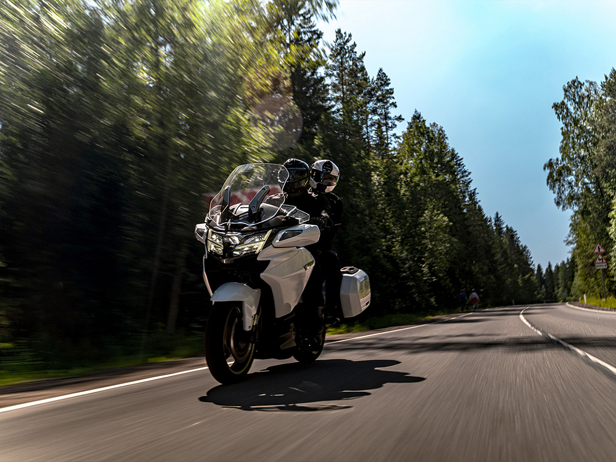 CFMOTO 1250TR-G ABS