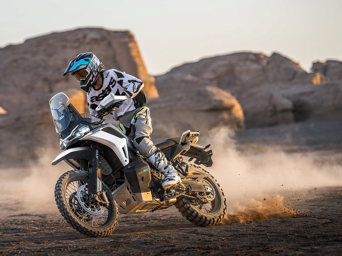 CFMOTO 1000MT-X Sport