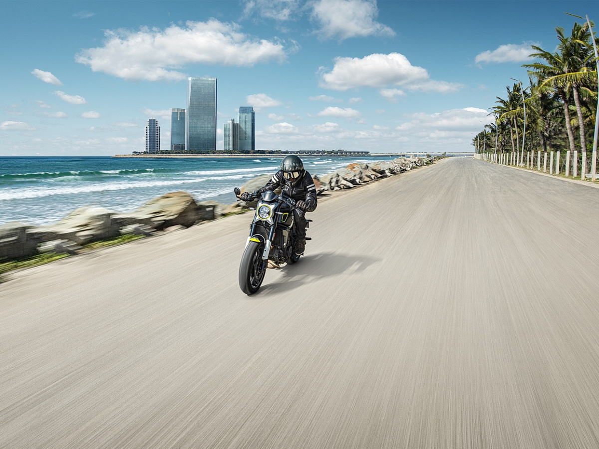 CFMOTO 700CL-X Sport (ABS)