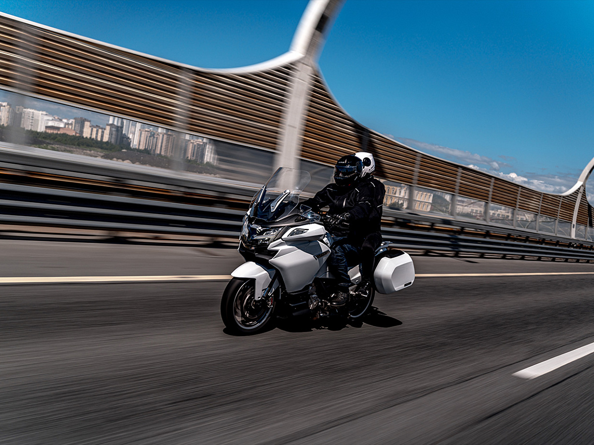 CFMOTO 1250TR-G ABS