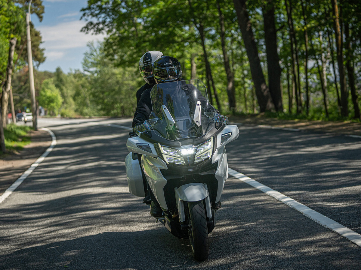 CFMOTO 1250TR-G ABS