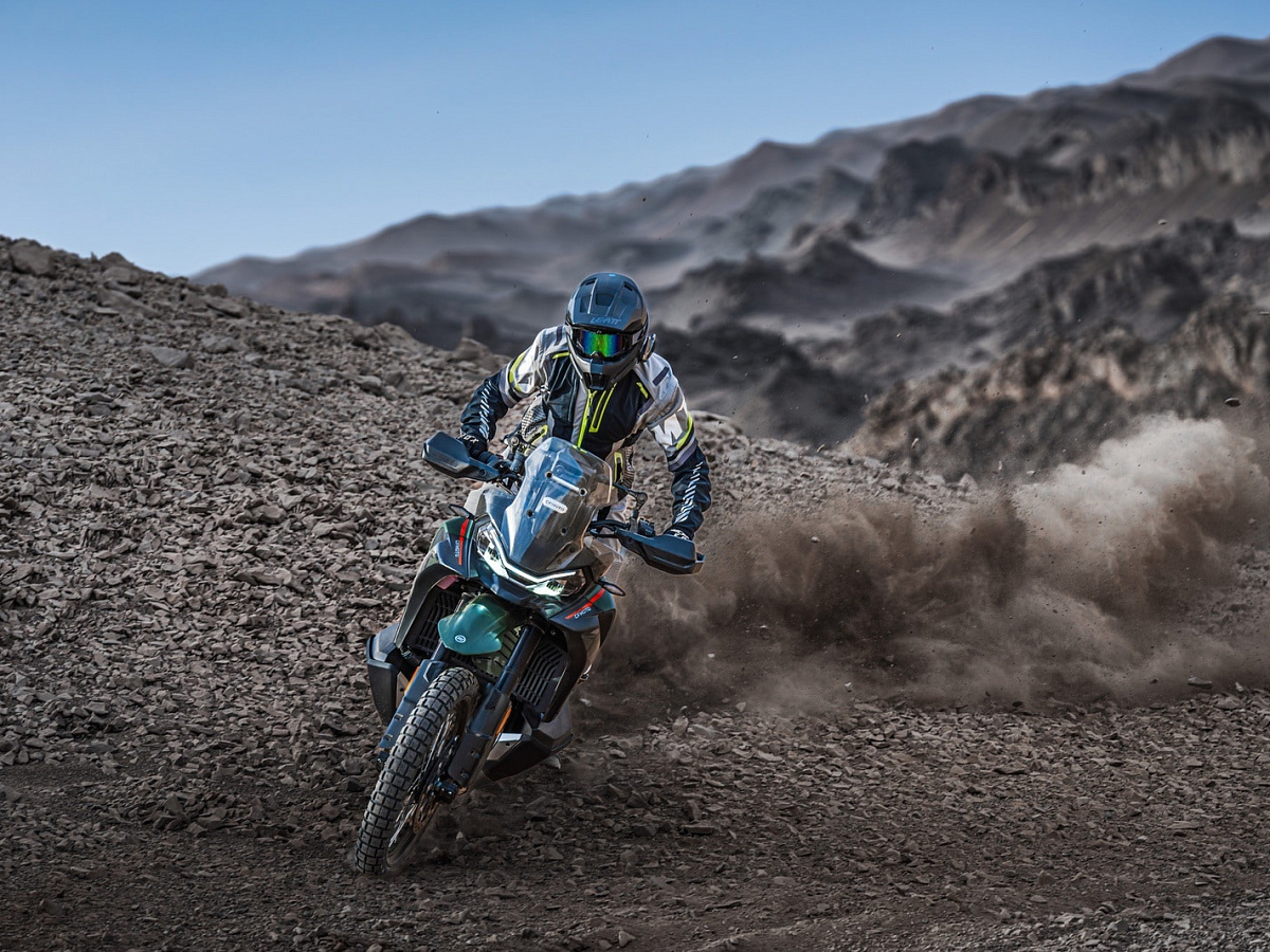 CFMOTO 1000MT-X Sport