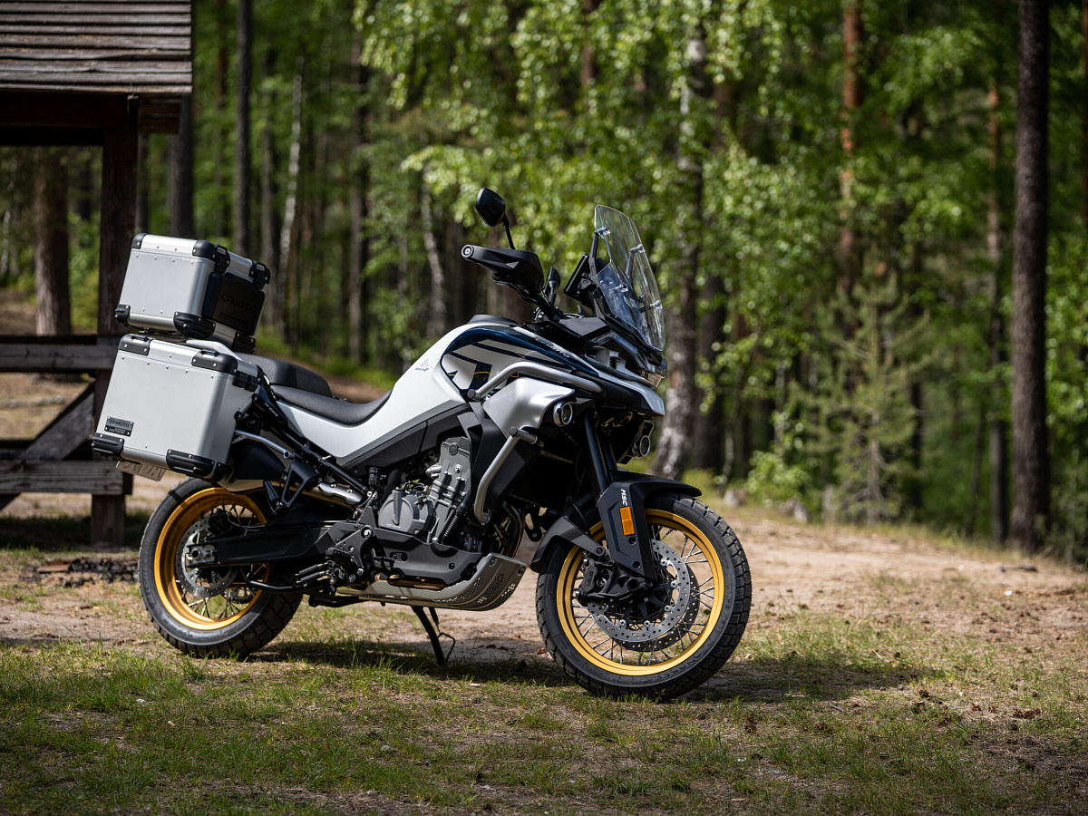CFMOTO 800MT Explore (ABS)