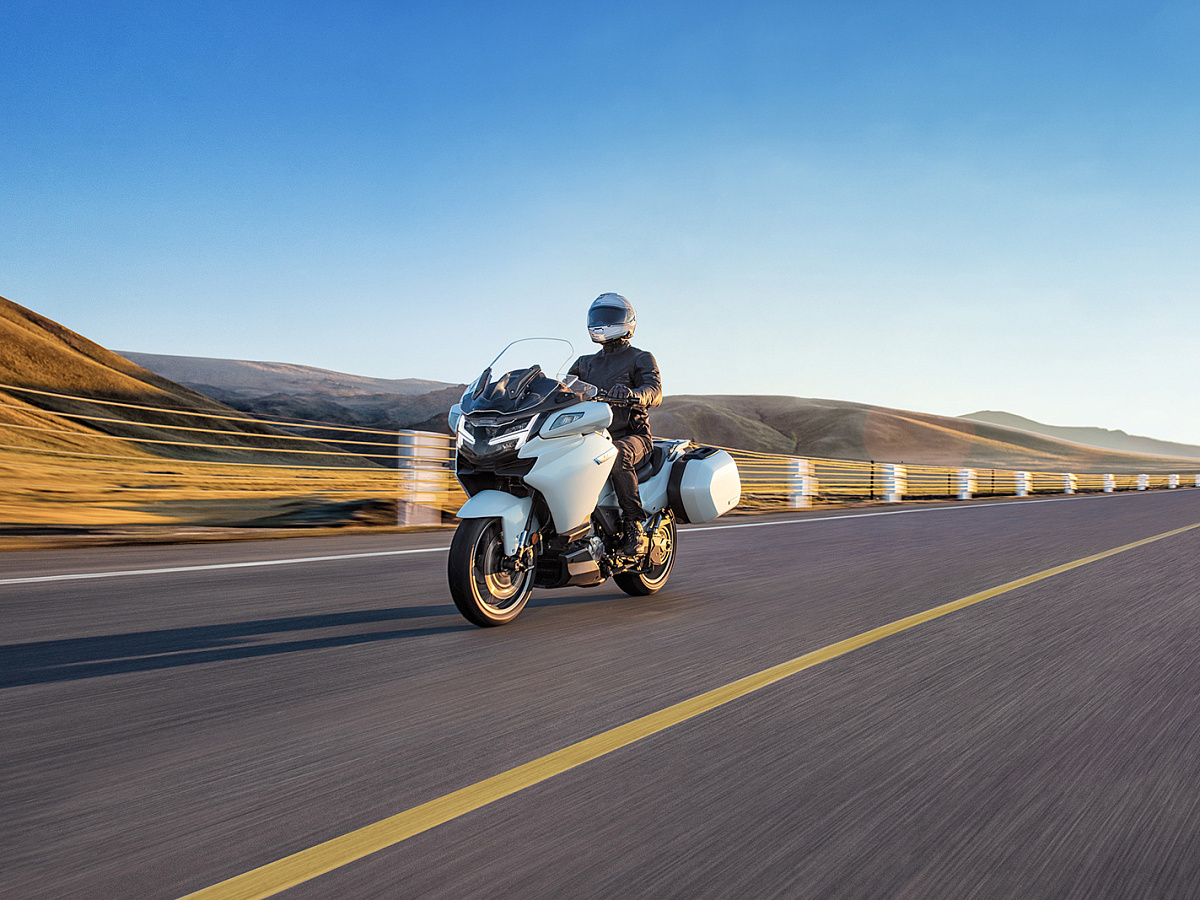 CFMOTO 1250TR-G ABS