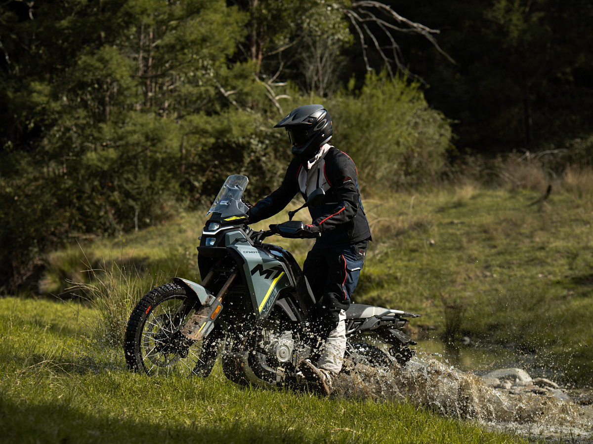 CFMOTO 450MT Sport (ABS)