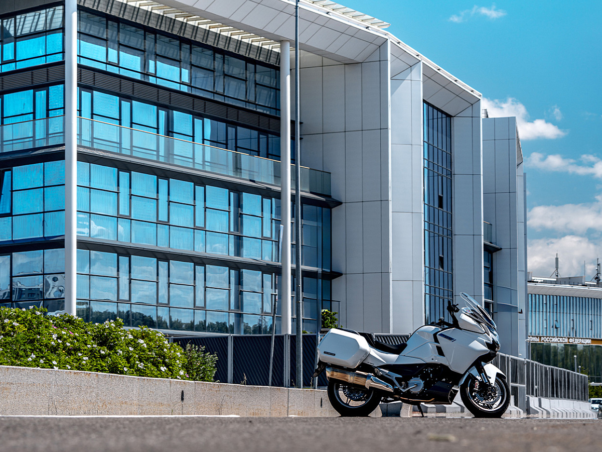 CFMOTO 1250TR-G ABS